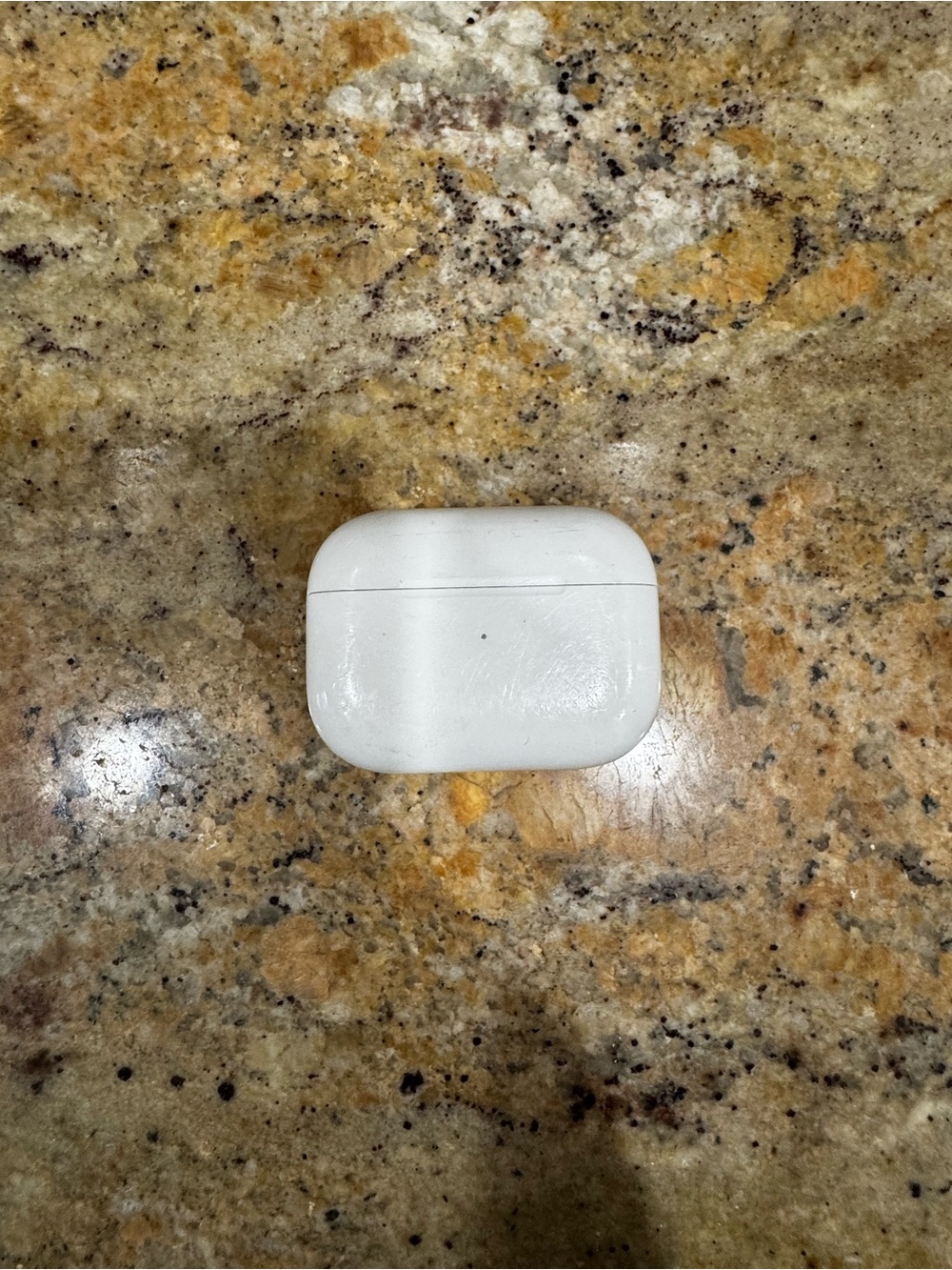 Compact White Earbud Charging Case